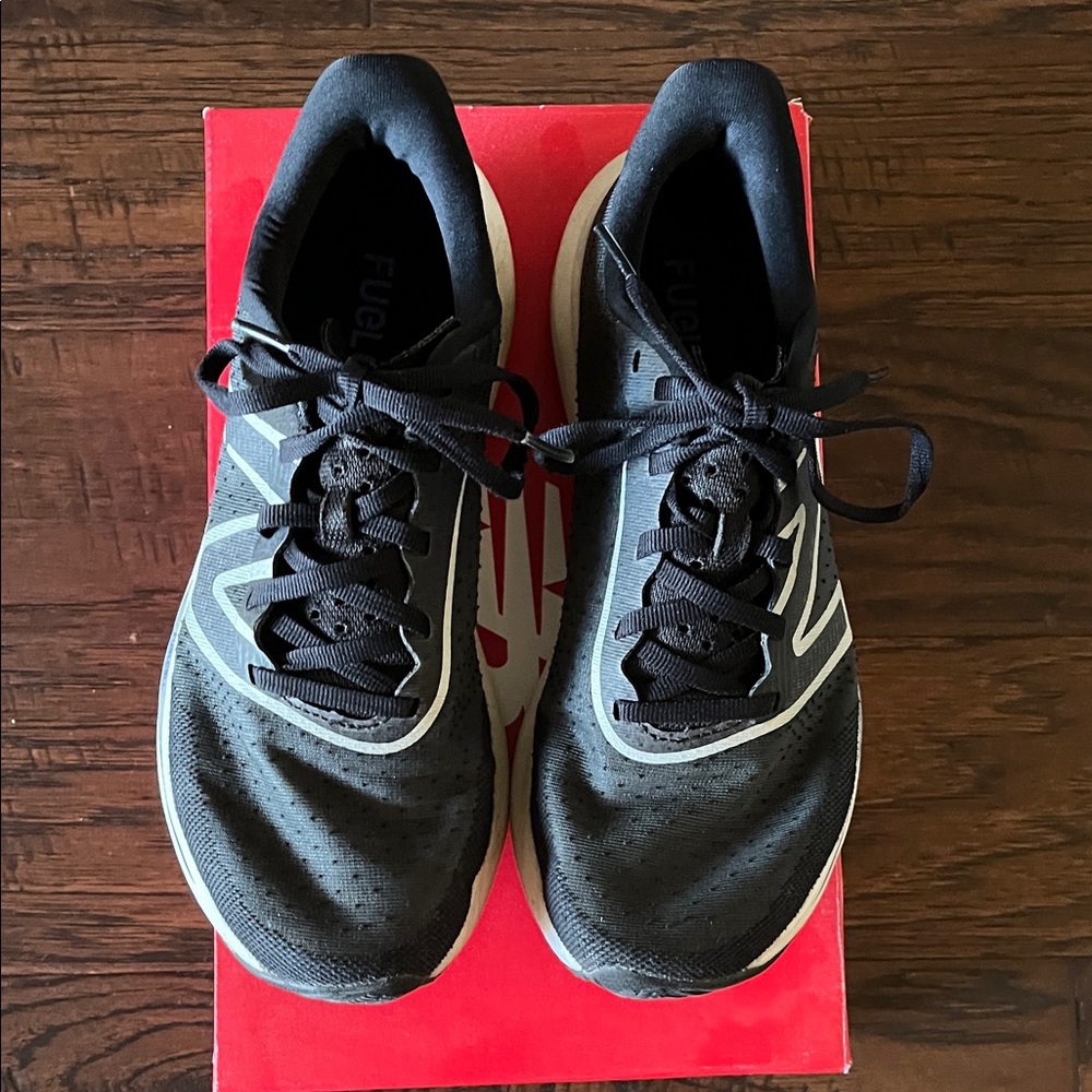 New Balance Black and White FuelCell Rebel v3 Running shoe